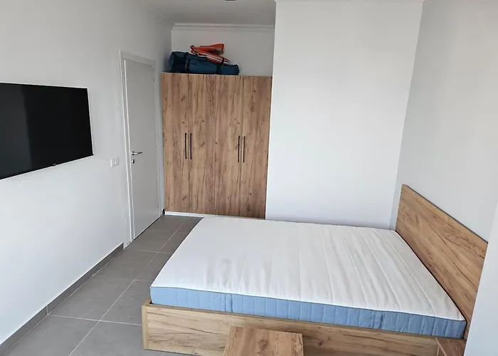 10 With A View Of The Sea * Golem (Tirana)