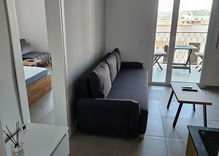 10 With A View Of The Sea *